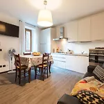 Loppia Bay View Apartment